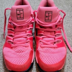 Nike Air Zoom Vapor X H C  Athletic Shoes